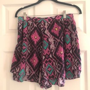 Hunter Dixon Silk tribal print shorts SIZE 8